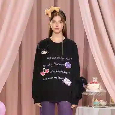 13 DEMARZO x SANRIO Characters Crewneck Sweatshirt Black