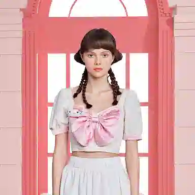 13 DEMARZO x Hello Kitty T