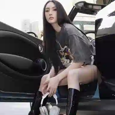 13 DEMARZO x LOONEY TUNES 23SS