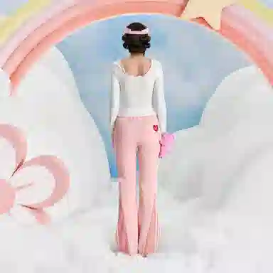 13 DEMARZO x CARE BEARS 23FW Bear Badge Sweatpants Women