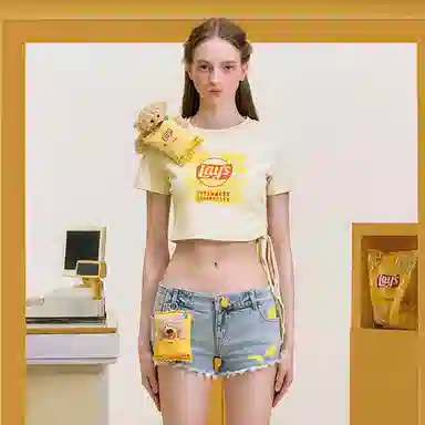 13 DEMARZO x LAY'S T