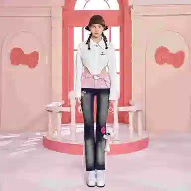 13 DEMARZO x Sanrio Flared Denim Pants