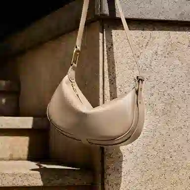 纳兰杜 时尚法式流行休闲百搭小众通勤 牛皮拼合成革 饺子包腋下斜挎包 中号 女款 多色