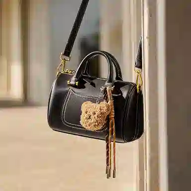 纳兰杜 上班通勤洋气高级感保龄球波士顿包 牛皮 单肩斜挎手提包 小号 女款 米白拼杏/子夜黑