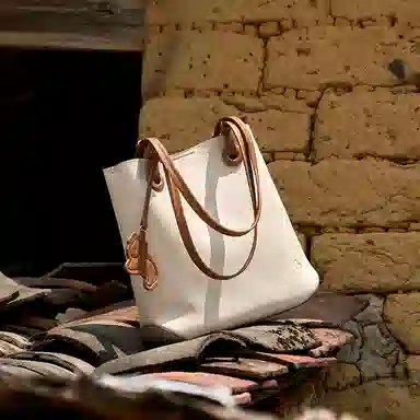 纳兰杜 时尚托特包百搭实用大容量通勤小众品牌 合成革 单肩包 大号 女款 米白色咖色