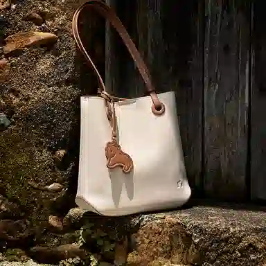 纳兰杜 时尚托特包百搭实用大容量通勤小众品牌 合成革 单肩包 大号 女款 米白色咖色