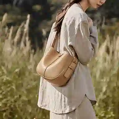 纳兰杜 高级感气质简约 牛皮拼合成革 单肩包 中号 女款 杏色