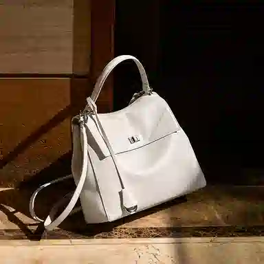 纳兰杜 高级感休闲通勤百搭简约慵懒松弛感 牛皮拼合成革 单肩手提包 中号 女款 绅士黑/米白色/大象灰