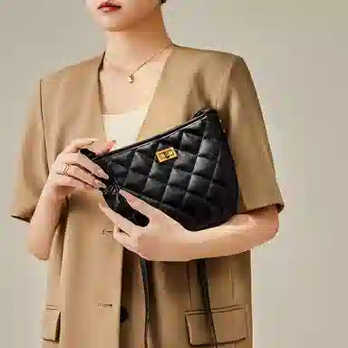 纳兰杜 高级感菱格链条马鞍包时尚流行百搭简约休闲通勤女包 牛皮拼合成革 斜挎包 常规 女款 子夜黑/米白色