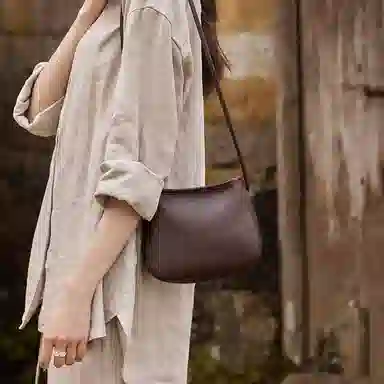 纳兰杜 包包女复古时尚通勤高级感洋气百搭简约休闲 牛皮拼合成革 单肩包斜挎包 迷你 女款 植鞣咖色/植鞣浅草黄