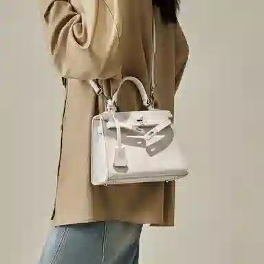 纳兰杜 高级感时尚百搭通勤小众设计 合成革 手提包 女款 白色/黑色