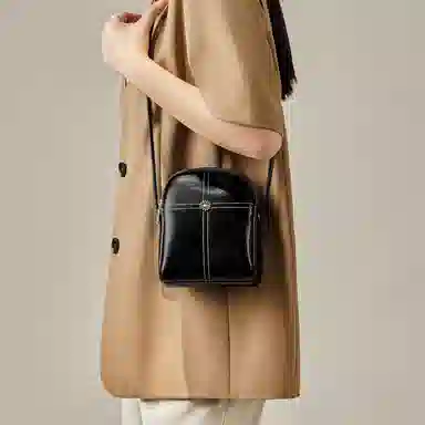 纳兰杜 简约百搭轻便质感精致时尚通勤 牛皮 斜挎包 迷你 女款 子夜黑