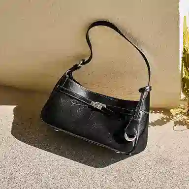 纳兰杜 慵懒松弛感通勤时尚潮流百搭高级感 牛皮拼合成革 腋下单肩包 女款 米白色/黑色