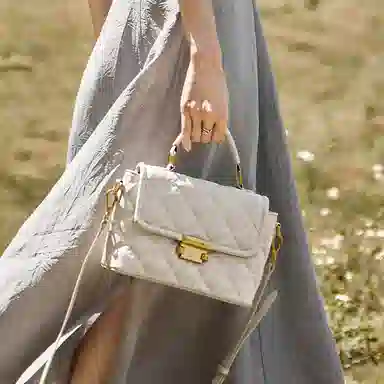 纳兰杜 小香风菱格时尚百搭精致优雅大方通勤 牛皮拼合成革 单肩斜挎手提包 中号 女款 米白色/子夜黑