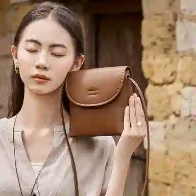 纳兰杜 复古小众高级感时尚百搭 牛皮拼合成革 单肩包 迷你 女款 植鞣棕色/植鞣浅草黄