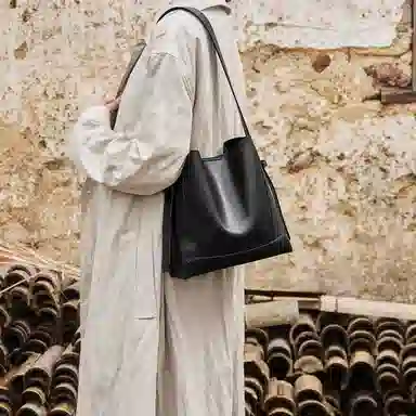 纳兰杜 时尚高级感通勤潮流百搭休闲高颜值实用品牌小众水桶包斜挎包 牛皮 单肩包 常规 女款 多色