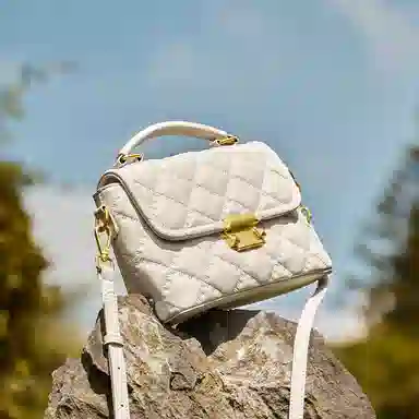 纳兰杜 小香风菱格时尚百搭精致优雅大方通勤 牛皮拼合成革 单肩斜挎手提包 中号 女款 米白色/子夜黑