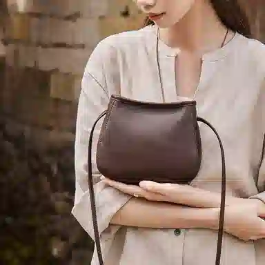 纳兰杜 包包女复古时尚通勤高级感洋气百搭简约休闲 牛皮拼合成革 单肩包斜挎包 迷你 女款 植鞣咖色/植鞣浅草黄