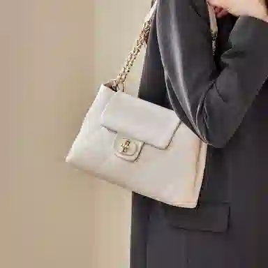 纳兰杜 包包高级感百搭款时尚潮流大容量秋冬女生真皮小香风菱格 牛皮 女包 链条包斜挎包单肩包 大号 女款 黑色/米白色