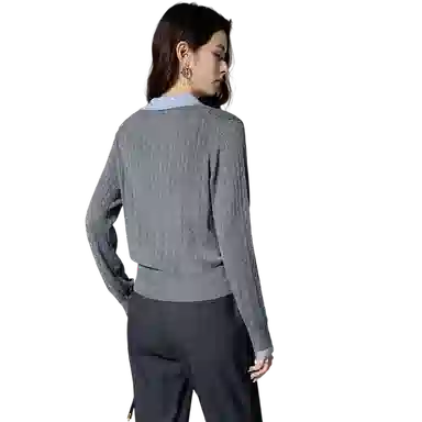 晚白 假两件亲肤韩系翻领百搭针织衫 女款