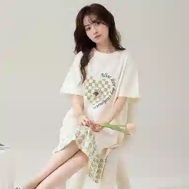 俏佳人 休闲圆领短袖睡裙 女款 杏色