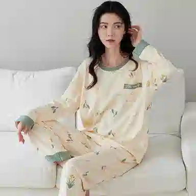 俏佳人 纯棉免穿文胸睡衣女印花长袖春秋季圆领套头柔软透气舒适带胸垫可外穿 家居套装  女款  杏色