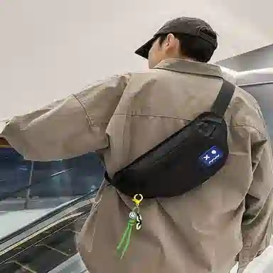 泰克森 简约潮流个性百搭 尼龙 胸包 男女同款情侣款 多色