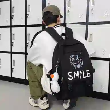 泰克森 大容量学生书包原宿风潮酷背包 尼龙 双肩包 男女同款情侣款 黑色/白色