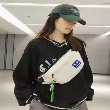 泰克森 简约潮流个性百搭 尼龙 胸包 男女同款情侣款 多色