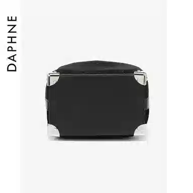 DAPHNE PU