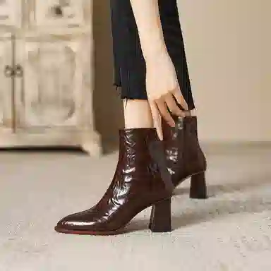 子骁 牛皮 尖头粗跟 潮流百搭 法式复古 短靴 女款