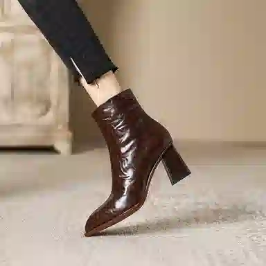 子骁 牛皮 尖头粗跟 潮流百搭 法式复古 短靴 女款