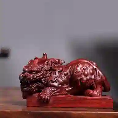 吉千年 【顺丰包邮】新中式复古潮流风 好运 招财进宝 平安顺遂 镇水兽 赞比亚 血檀 摆件 男女同款情侣款