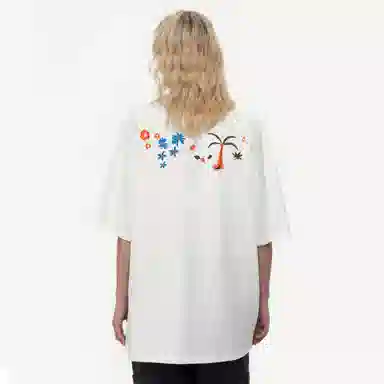 Pirkadat Floral Embroidered Tee