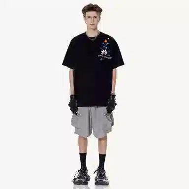 Pirkadat Floral Embroidered Tee