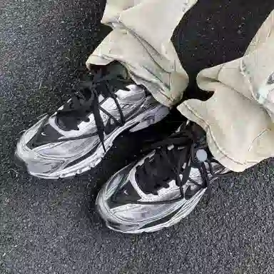 Nike Initiator Black Silver