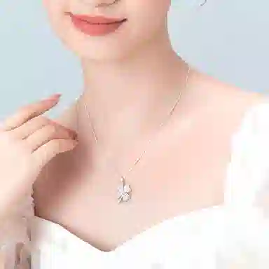 【S925银 幸运四叶草】 七七银饰 小众设计轻奢灵动闪耀 小清新 简约精致高级感转运锁骨链 浪漫约会告白 纯银 项链 女款