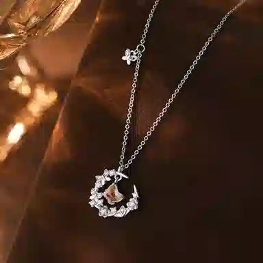 【S999足银 心动告白】 七七银饰 浪漫蝶恋花水晶 梦幻跳动 甜美可爱轻奢优雅个性设计 百搭休闲通勤显白#好运  纯银 项链 女款