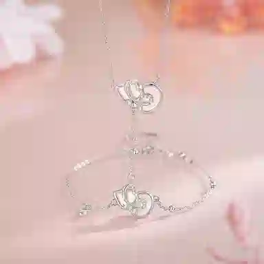 【S925银 福禄双全】 七七银饰 葫芦蝴蝶 招财纳福 新中式 平安顺遂福气满满 轻奢浪漫气质百搭 灵动优雅#好运 纯银 项链 女款