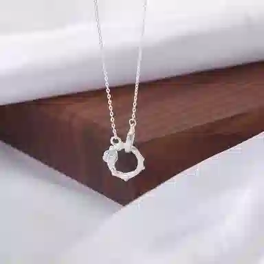 S999