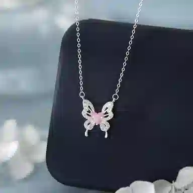 【S999足银 好运福蝶】 七七银饰 招财玄学 闪耀轻奢小众时尚简约 甜蜜告白 森系小清新时尚优雅 个性潮流百搭   纯银 项链 女款