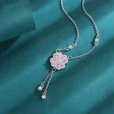 【S925银 甜心四叶草】 七七银饰  心动浪漫简约可爱 时尚气质精致奢华优雅设计 轻奢闪耀轻盈百搭小众高级感 纯银 项链 女款