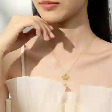 S925