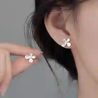 S999