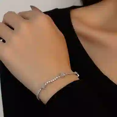 S925