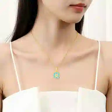 S925
