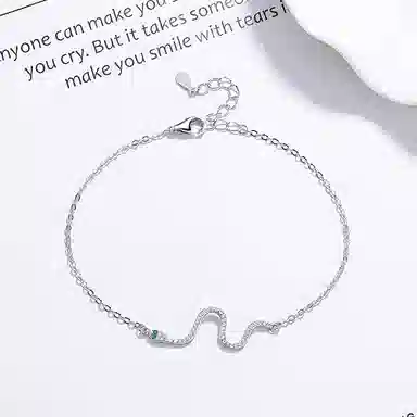 【S925纯银 灵蛇送福】 七七银饰  本命年转运 福气满满 日常通勤百搭设计 精致气质高级感 平安顺遂幸运配饰 好运   银 手链 女款