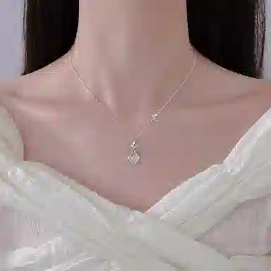【S999足银|招财招桃花】 七七银饰 好运福蝶 白月光 连荔枝 新中式复古 清透气质优雅 轻奢时尚小众简约 玉髓 项链 男女同款情侣款