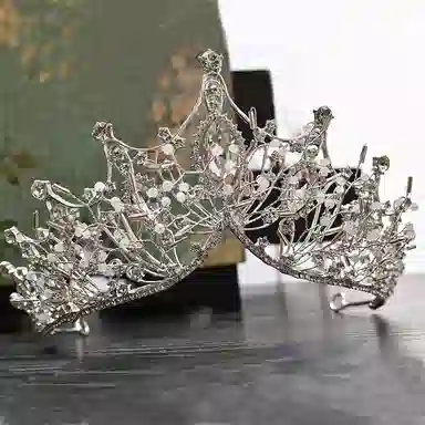 妖娆猫 新娘领证皇冠头箍求婚结婚拍照道具超仙白色婚纱 合金 发饰 女款