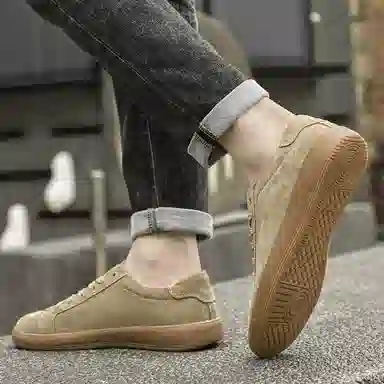 Classic Low Sneakers